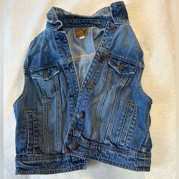 american eagle denim vest size m - Picture 1 of 1